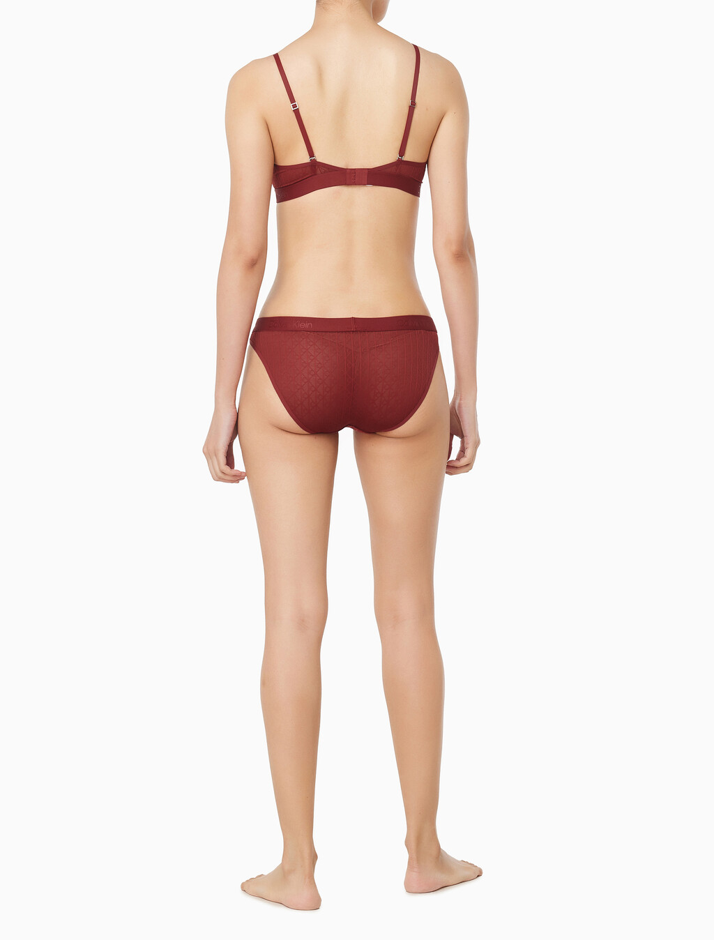 Buy 여성 스컬프트 레이스 데미 브라 in color Dark Red