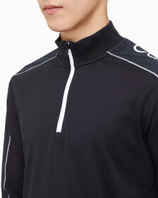 Buy 남성 레귤러핏 1/4 ZIP 롱슬리브 탑 in color BLACK