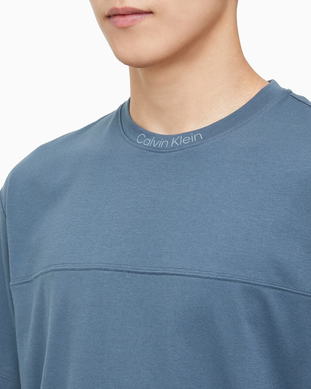 Buy 남성 릴렉스핏 저지 숏슬리브 티셔츠 in color OCEAN TEAL/ BLK
