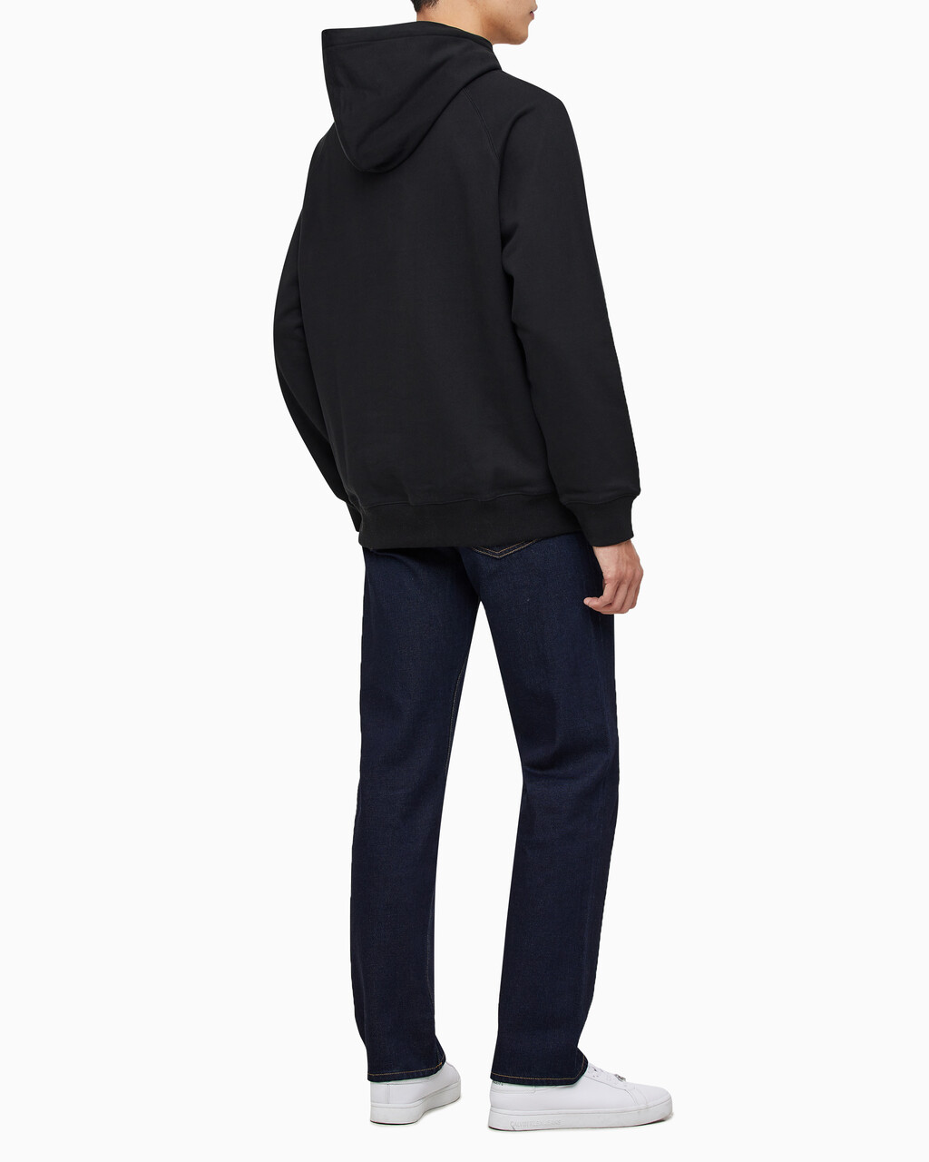 Buy 남성 롱슬리브 릴렉스핏 모노그램로고 후디 in color CK BLACK