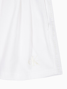 Buy 여성 쿨링 릴렉스드 쇼츠 in color BRIGHT WHITE