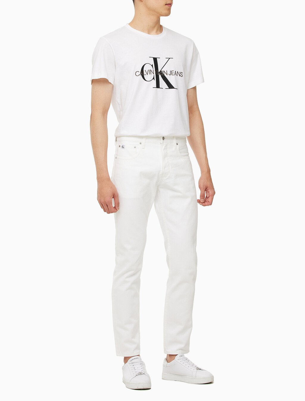 Buy 남성 어센틱 스트레이트핏 화이트 데님 in color CHALKY BLUE