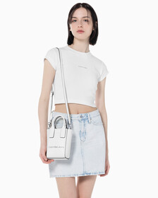 Buy 여성 모노그램 베이비 티셔츠 in color BRIGHT WHITE
