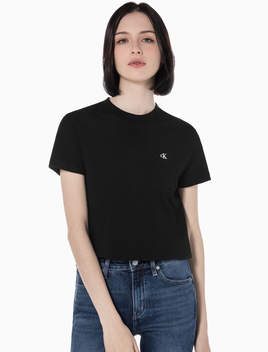 Buy 여성 릴렉스핏 아카이브 로고 크루넥 반팔 티셔츠 in color BLACK BEAUTY