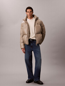 Buy 남성 글로시 디터처블 후드 다운 푸퍼 자켓 in color Beige