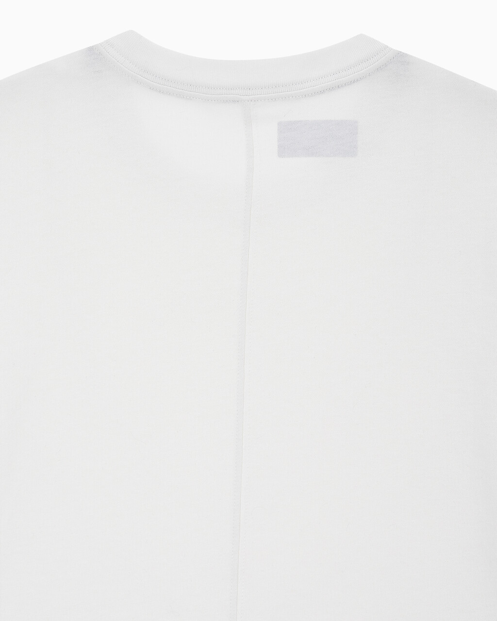 Buy 여성 릴렉스 핏 에센셜 반팔 티셔츠 in color WHITE