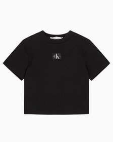 Buy 여성 로고 뱃지 크롭 반팔 티셔츠 in color CK BLACK