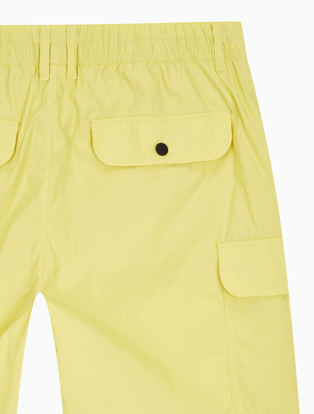 Buy 남성 나일론 라이트웨이트 카고 쇼츠 in color YELLOW SAND