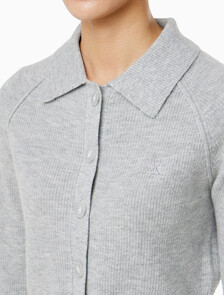 Buy 여성 버튼 가디건 in color LIGHT GREY HEATHER