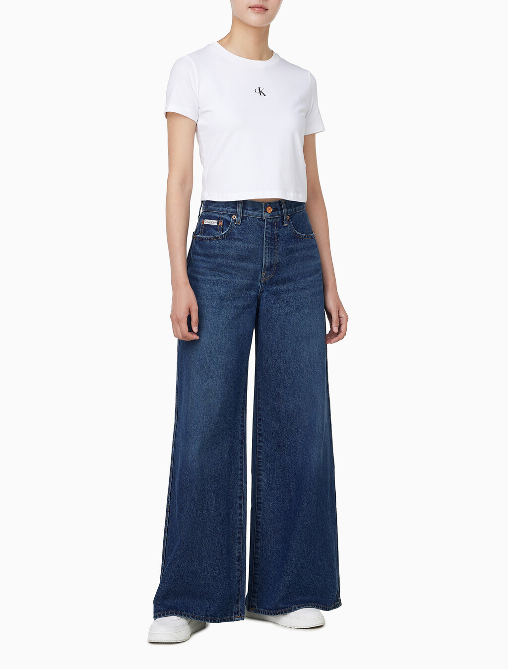 Buy 여성 슈퍼 와이드 레그핏 다크 블루 데님 in color DARK BLUE