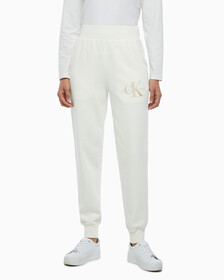 Buy 여성 미네랄 다이 모노로고 조거 팬츠 in color WHITE