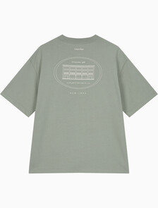 Buy 릴렉스드핏 16S 프론트백 빌딩 티 in color Grey