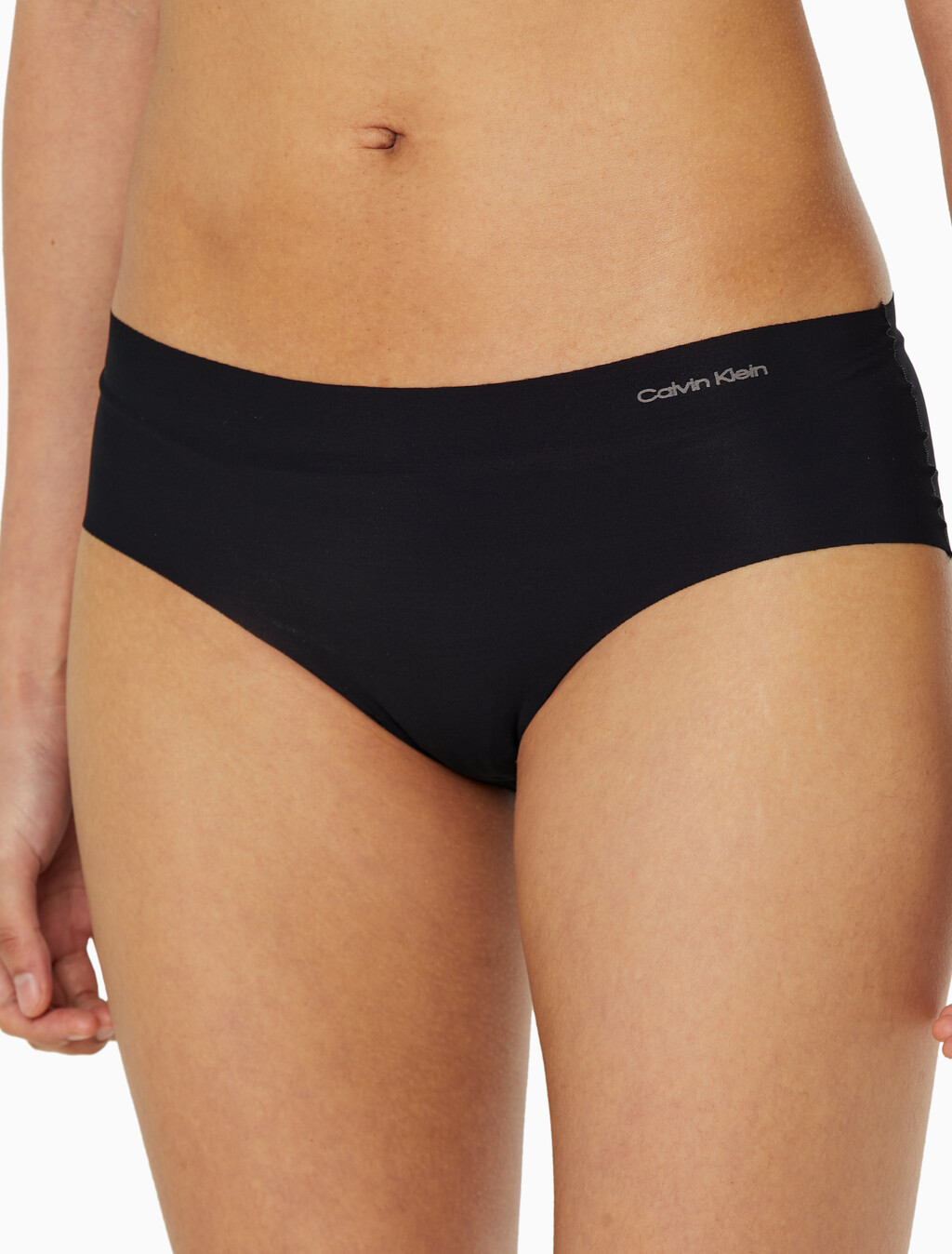 Buy 여성 인비져블 마이크로 힙스터 in color BLACK