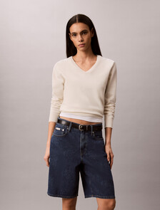 Buy 여성 릴렉스 버뮤다 CK로고 데님 쇼츠 in color Deep Blue