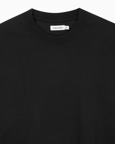 Buy 남성 롱슬리브 플로랄 스터디 크루넥 티 in color BLACK BEAUTY