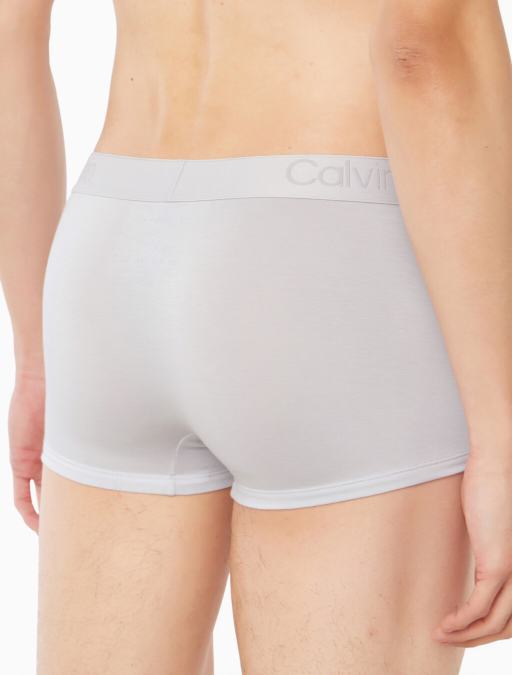 Buy 남성 CK 블랙 3PK 로우 라이즈 트렁크 in color Charcoal / Dark Pink / White