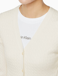 Buy 여성 우븐라벨 케이블 가디건 in color TOFU