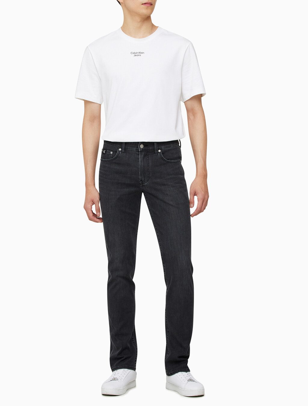 Buy 남성 바디핏 블랙 37.5 기능성 데님 in color WASHED BLACK LOGO LACE