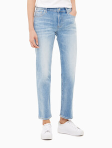 Buy 여성 보이핏 미드블루  데님 in color MID BLUE BACK EMBRO