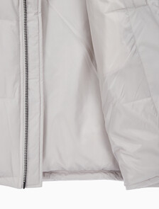 Buy 남성 레귤러핏 스탠드 카라 숏 다운 푸퍼 재킷 in color GREY