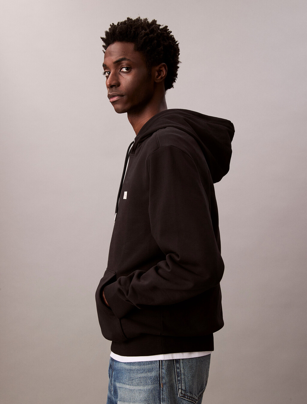 Buy 남성 350 테리 뱃지 후드 스웻셔츠 in color BLACK