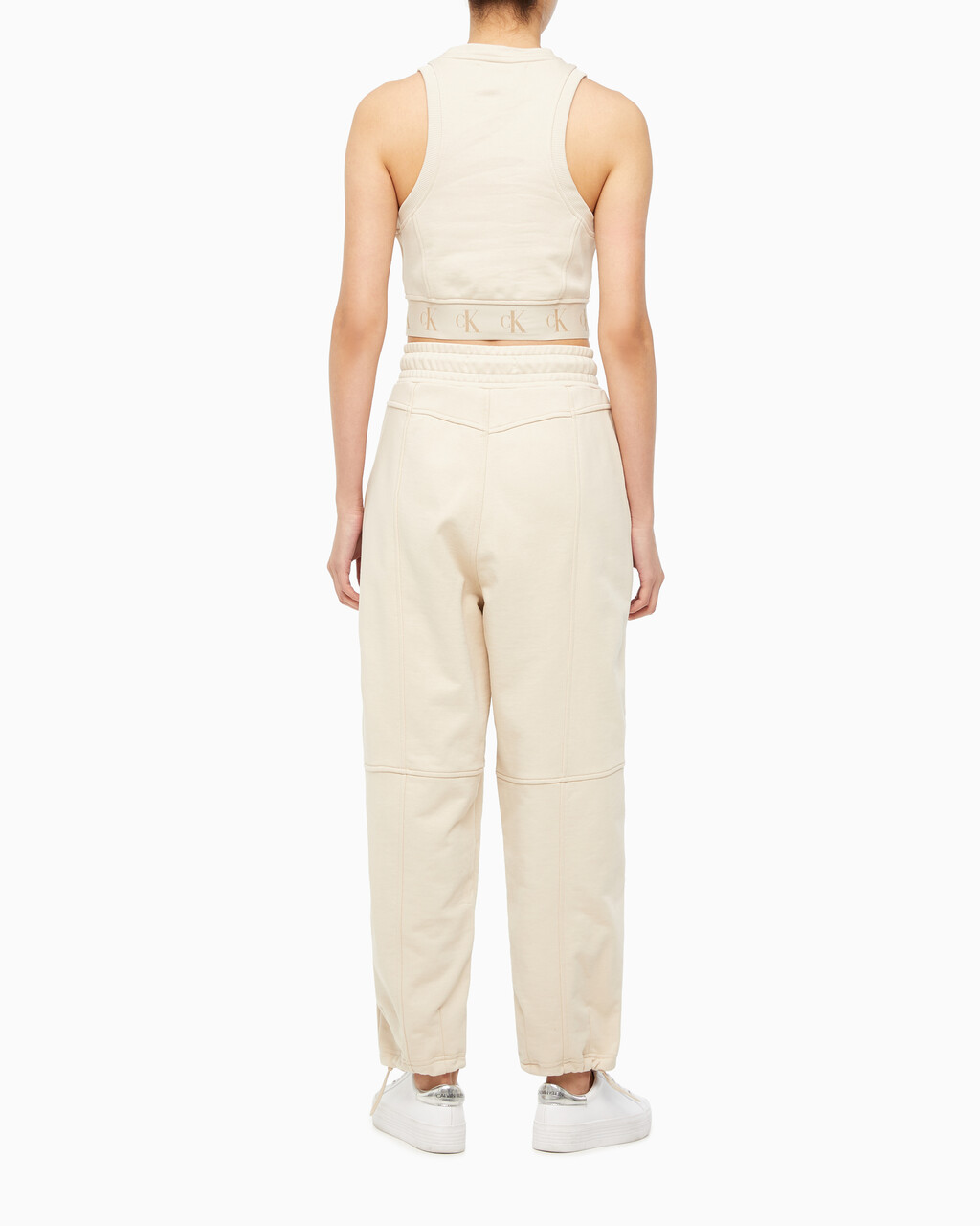 Buy 여성 리피트 크롭 로고 탱크 탑 in color CLASSIC BEIGE