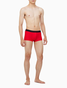 Buy 남성 CK 블랙 홀리데이 로우라이즈 드로즈 in color ROUGE