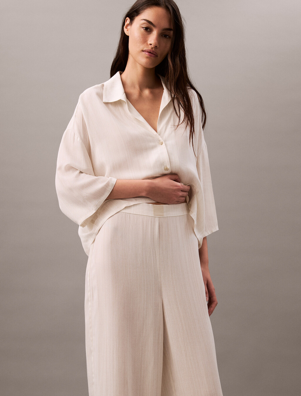 Buy 여성 우븐 비스코스 팬츠 in color TEXTURED STRIPE PELICAN