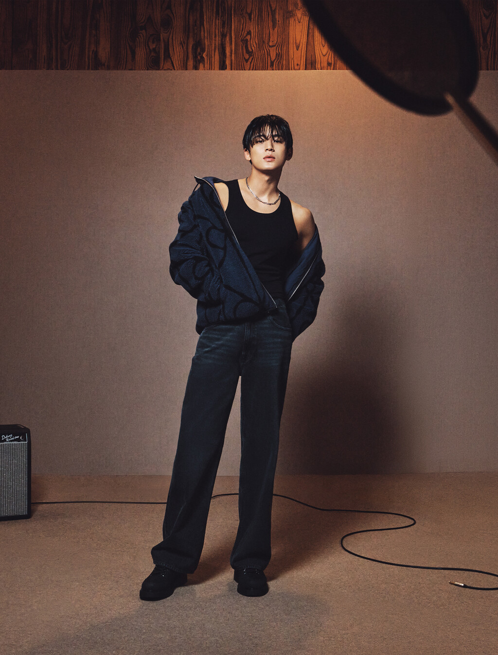 Buy 남성 배기 미드나잇 에메랄드 데님 in color Black