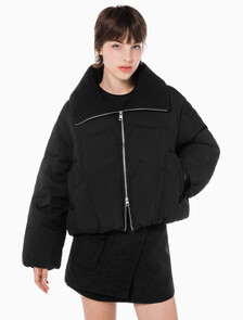 Buy 여성 숏다운 와이드넥 푸퍼 in color CK BLACK