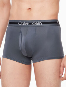 Buy 남성 브러시드 마이크로 로우 라이즈 트렁크 3PK in color BLACK/TURBULENCE/WOLF GREY