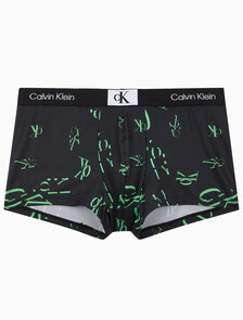 Buy 남성 1996 마이크로 로우라이즈 드로즈 in color BLACK/GREEN