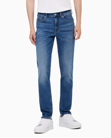 Buy 남성 바디 테이퍼핏 미드 블루 37.5 데님 in color MID BLUE BACK EMBRO