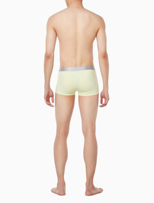 Buy 남성 브러시드 마이크로 져지 로우 라이즈 트렁크 in color PALE LIME YELLOW