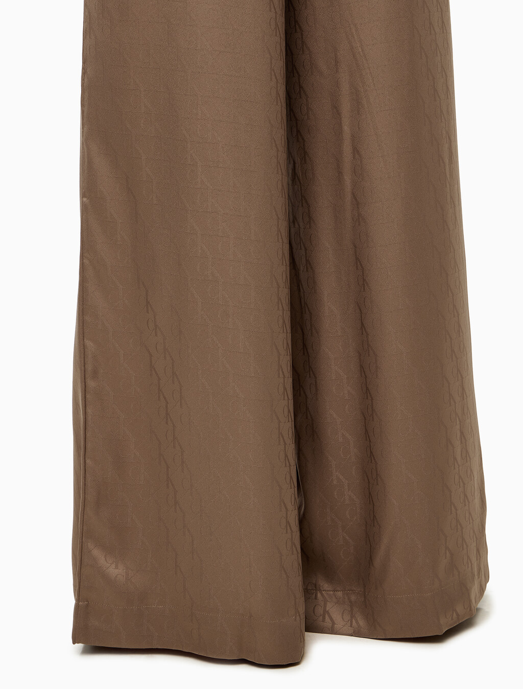 Buy 여성 새틴 자카드 팬츠 in color BROWN