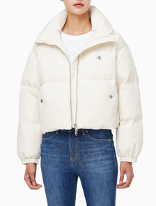 Buy 여성 볼륨 넥 크롭 다운 푸퍼 in color WHITE