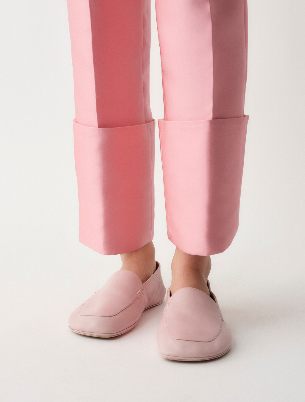 Buy VELA - ART HORSE DEAN in color PINK