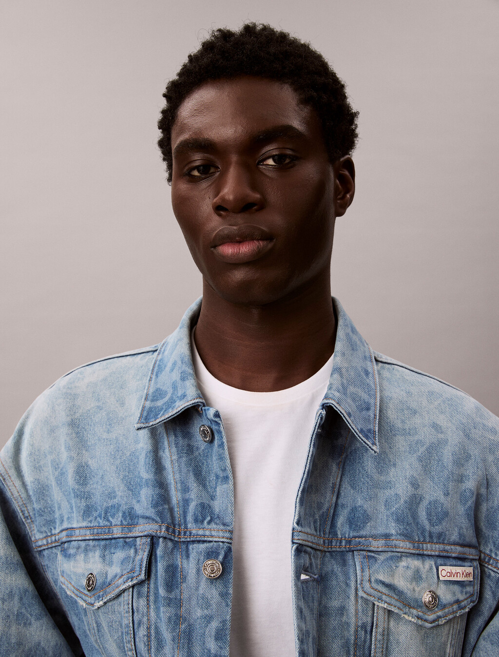 Buy 90S 트러커 자켓 in color Light Blue