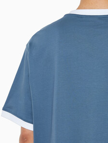 Buy 남성 릴렉스핏 레트로 로고 링거 반팔 티셔츠 in color BLUEFIN