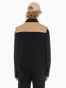 Buy 남성 캔버스 포켓 데님 베스트 in color WASHED BLACK LOGO LACE