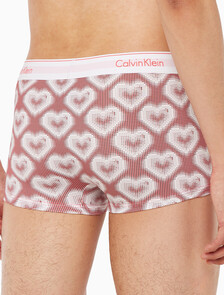 Buy 남성 모던코튼 V-DAY 로우라이즈 드로즈 in color RED/HEART PRINT