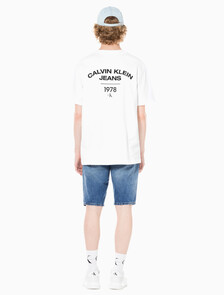 Buy 남성 레귤러핏 디스트로이드 라이트블루 데님 쇼츠 in color CHALKY BLUE