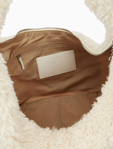 Buy 여성 핀치드 쉐르파 호보백 라지 in color LIGHT BEIGE