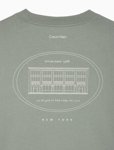 Buy 릴렉스드핏 16S 프론트백 빌딩 티 in color Grey