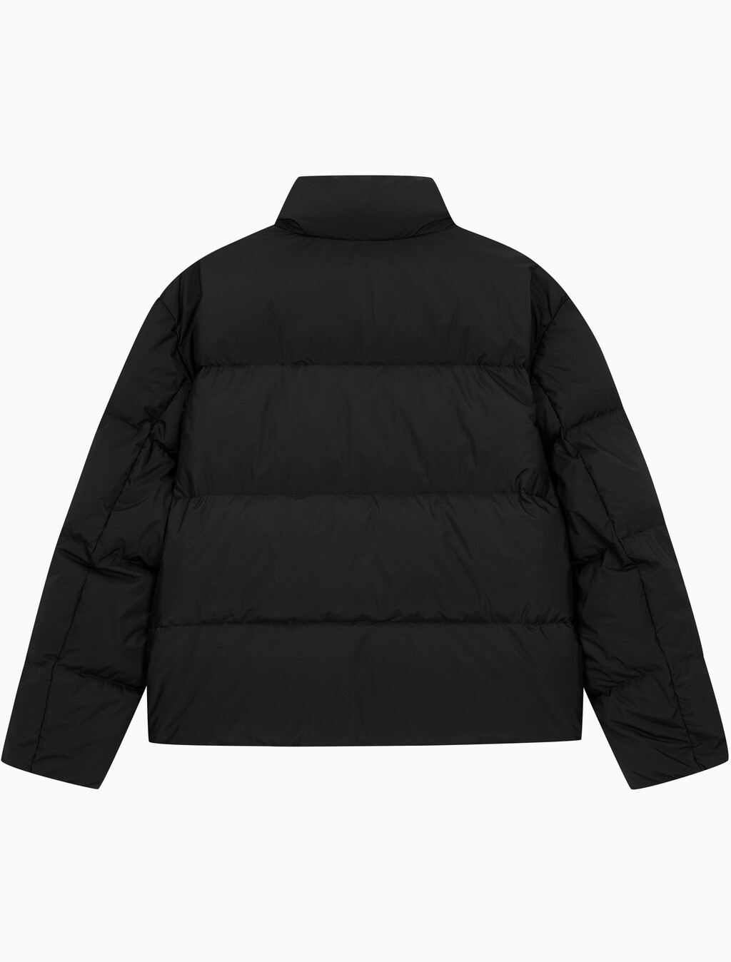 Buy 남성 릴랙스드 숏 다운 푸퍼 in color BLACK