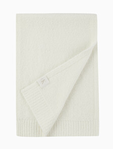 Buy 남녀공용 모노그램 패치 로고 부클 머플러 in color Ivory