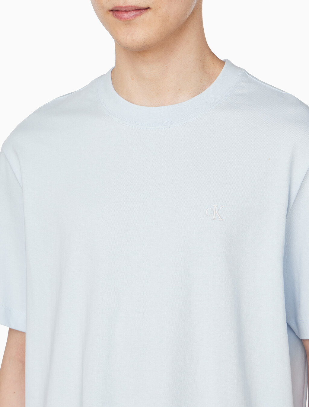 Buy 남성 이지핏 아카이브 로고 반팔 티셔츠 in color LIGHT BLUE