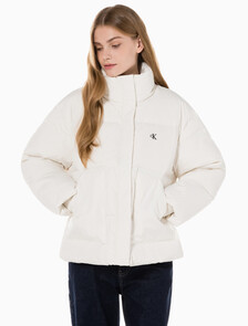 Buy 여성 숏 렝스 스탠드 카라 푸퍼 다운 재킷 in color WHITE