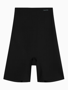 Buy 여성 스테이-풋 스트레치 마이크로 쇼츠 in color BLACK