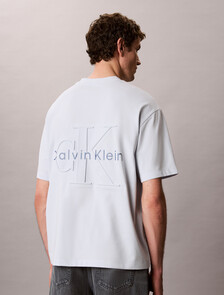 Buy 릴렉스드핏 쿨링 저지 모노로고 티 in color LIGHT BLUE